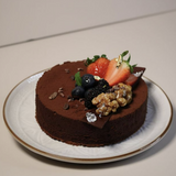 夫人法式甜品店 | The Mrs. Poon - Amber Walnut Dark Chocolate Cake