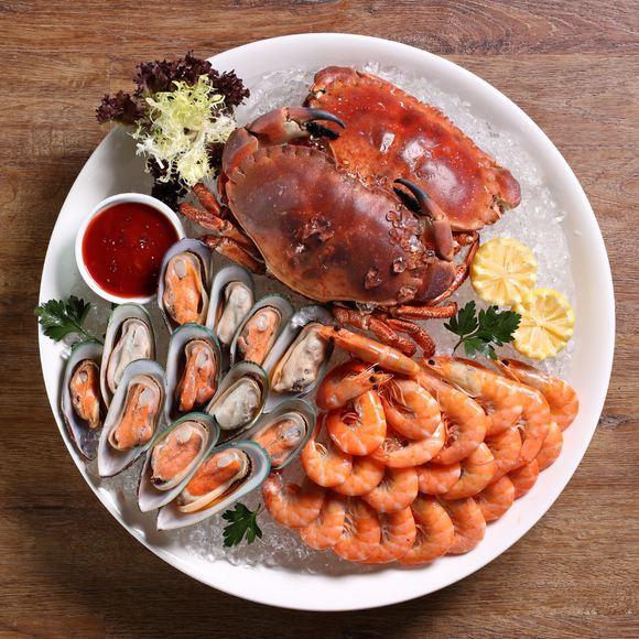 Pentalounge | Pentahotel Hong Kong, Tuen Mun - Weekend International Seafood Lunch Buffet (Apr-Jun 2024)