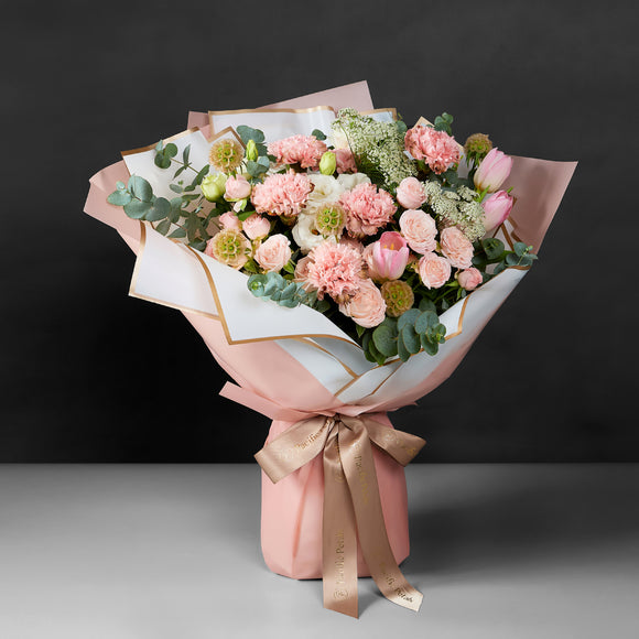 Pacific Petals - Mother's Day Flower - Tender embrace (Free delivery)